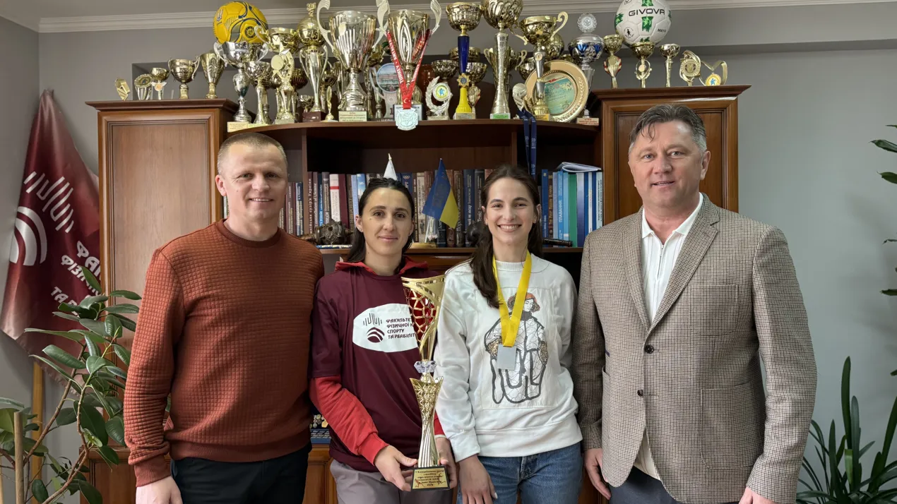 Урочиста зустріч із чемпіонками: факультет фізичної культури, спорту та реабілітації вітає переможниць V Всеукраїнського турніру з волейболу